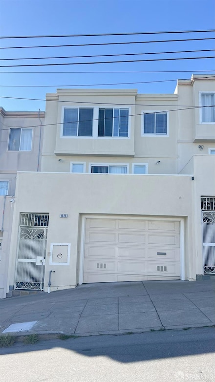 1828 Newhall St, San Francisco, CA 94124