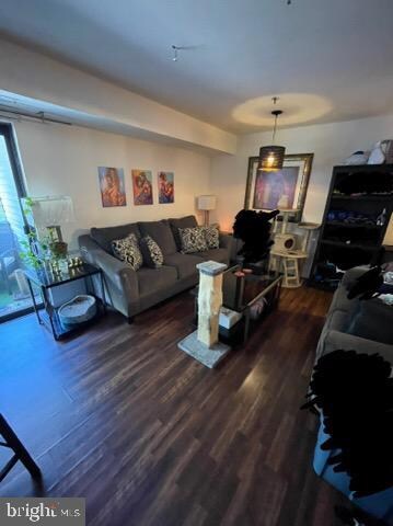 1024 Governor House Cir, Wilmington, DE 19809