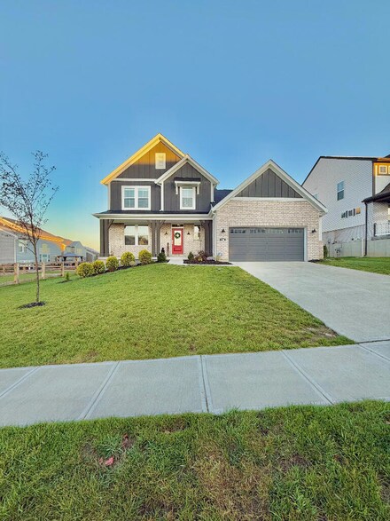 736 Bluestem Ridge Dr, Alexandria, KY 41001