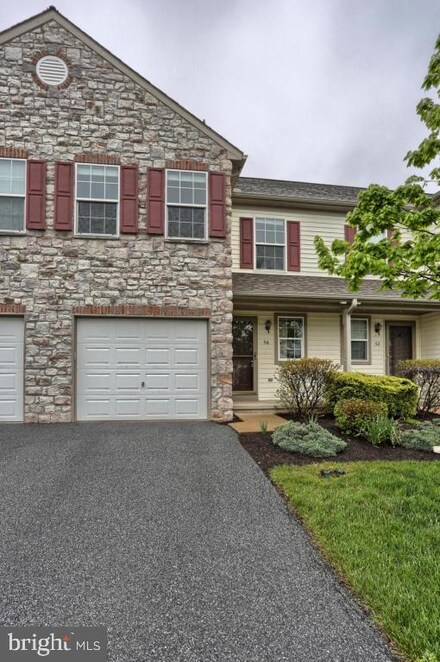 56 Harvest Mill Ln, Palmyra, PA 17078