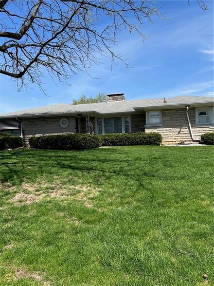 5410 Eastridge Dr, Indianapolis, IN 46219