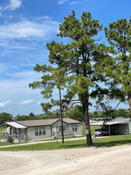 200 Farmhouse Rd, Springtown, TX 76082