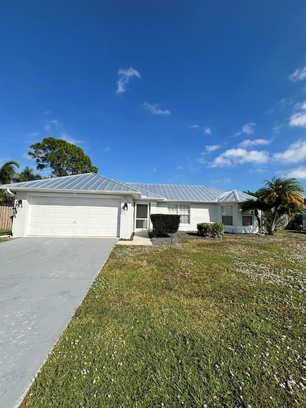 2109 SE Trillo St, Port Saint Lucie, FL 34952