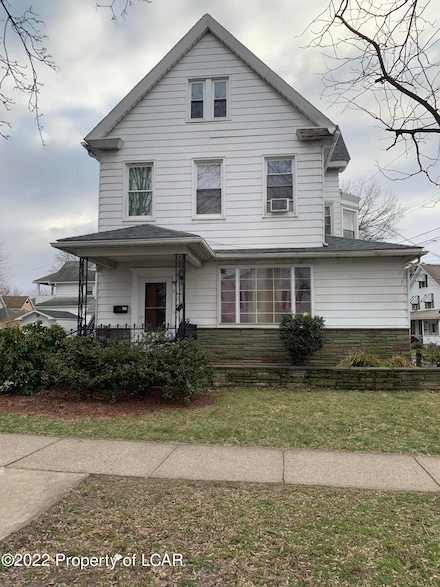 37 Chester St, Kingston, PA 18704