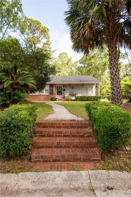 1405 Grove Ave, Waycross, GA 31501