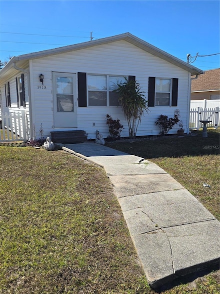 3918 W Robson St, Tampa, FL 33614