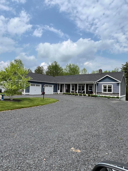 72 Cedar St, Calais, ME 04619