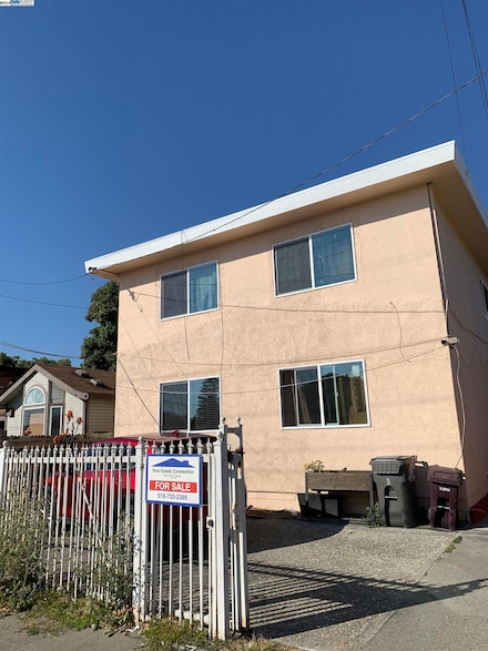 9624 E St, Oakland, CA 94603