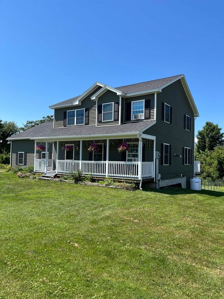13 Mosher Ln, Saint Albans, VT 05478