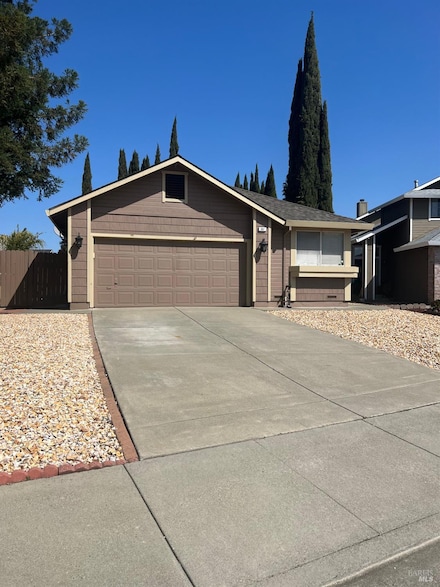 387 Aaron Cir, Vacaville, CA 95687