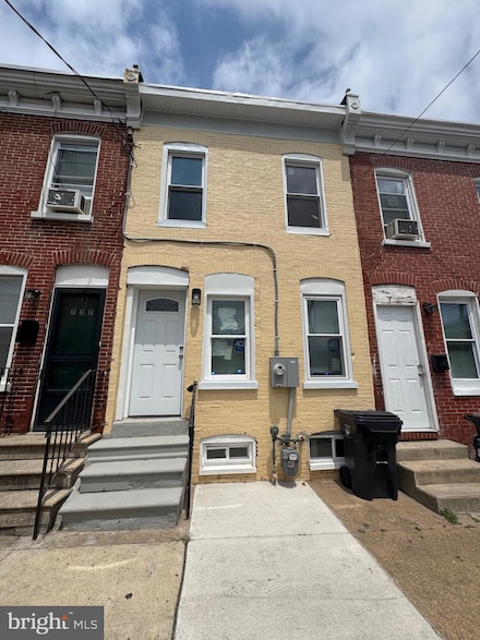 739 E 10th St, Wilmington, DE 19801