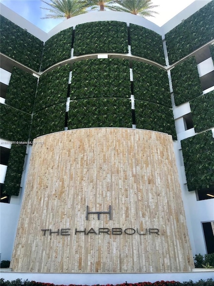 16385 Biscayne Blvd Unit 2702, North Miami Beach, FL 33160