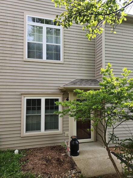 2103 S Bayberry Dr, Bloomington, IN 47401