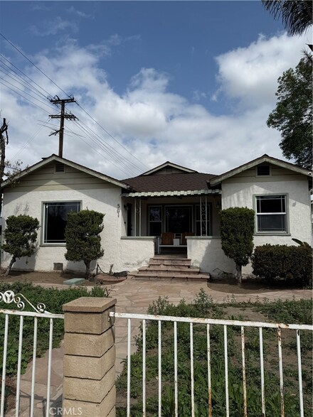 501 E 5th St, Ontario, CA 91764