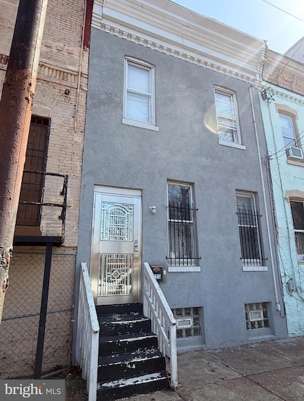 2213 N 11th St, Philadelphia, PA 19133