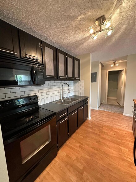 4110 Rahn Rd Unit A118, Saint Paul, MN 55122