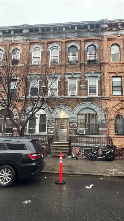 229 Stanhope St, Brooklyn, NY 11237