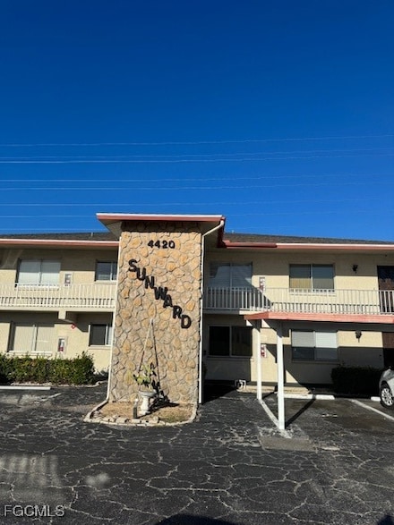 4420 Santa Barbara Blvd Unit 205, Cape Coral, FL 33914