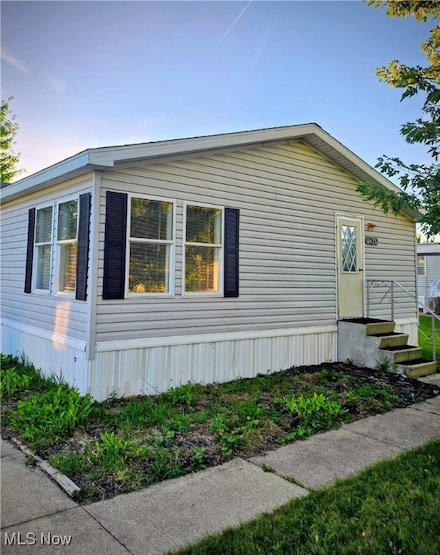 1426 Lancelot St, Streetsboro, OH 44241