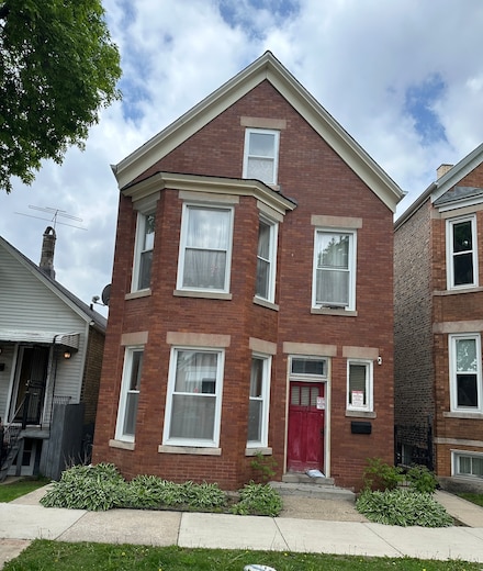 3728 S Wolcott Ave Unit 1R, Chicago, IL 60609