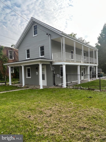 139 S 4th St, Chambersburg, PA 17201