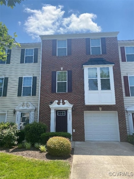13361 Diamond Ridge Dr, Midlothian, VA 23112