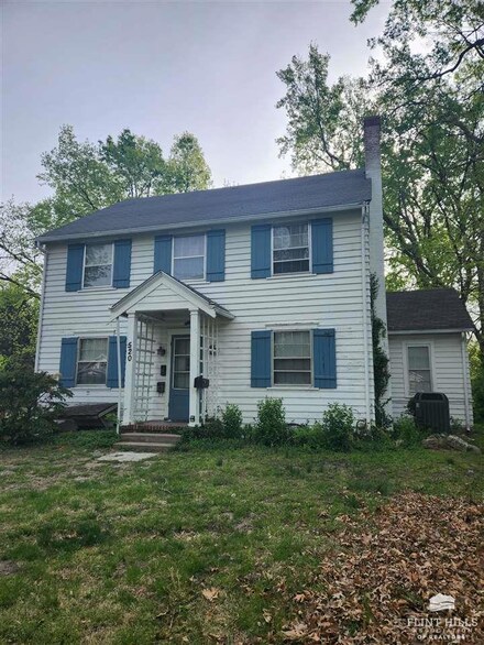 520 N Juliette Ave, Manhattan, KS 66502