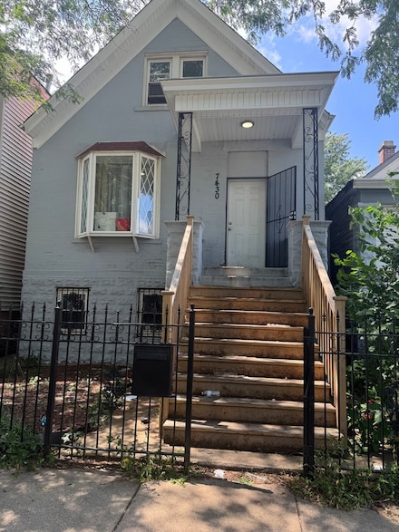 7430 S Champlain Ave, Chicago, IL 60619