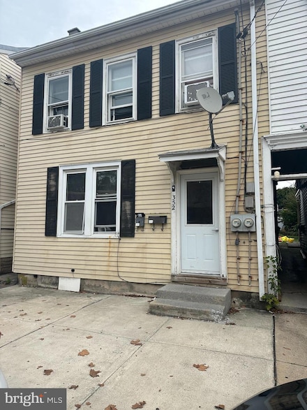 352 N 7th St, Lebanon, PA 17046
