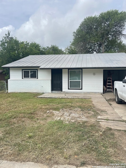 11105 Lone Shadow Trail, Live Oak, TX 78233