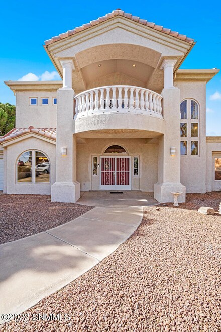 2507 Cheyenne Dr, Las Cruces, NM 88011