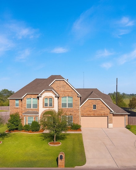 11411 Kings Point Blvd, Mont Belvieu, TX 77535
