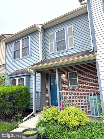 125 Crown Prince Dr, Marlton, NJ 08053