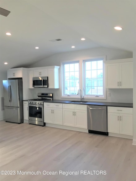 103 Magee Ave, Lavallette, NJ 08735