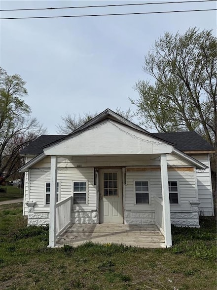 209 E Main St, Kingston, MO 64650