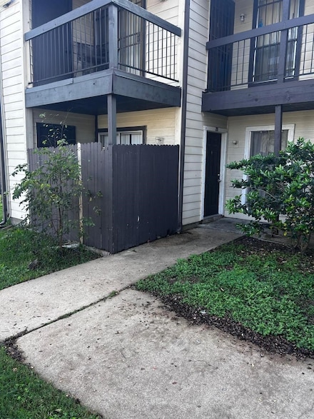 12615 Brookglade Cir Unit 407, Houston, TX 77099