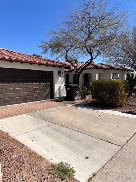 1127 Strong Dr, Las Vegas, NV 89102