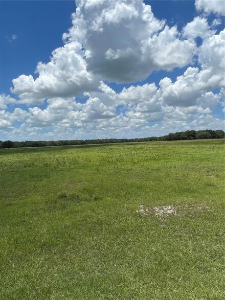 42291 State Rd 70 E, Myakka City, FL 34251