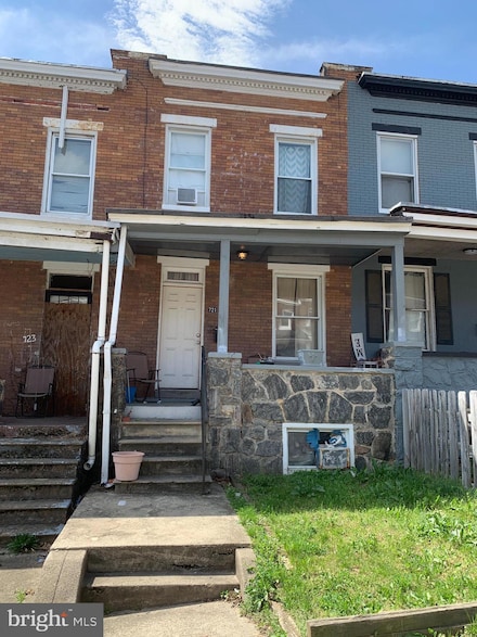 721 Bartlett Ave, Baltimore, MD 21218