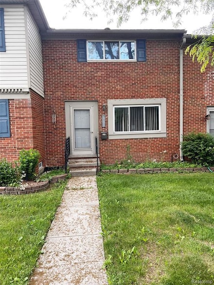 25731 Salem St Unit 63, Roseville, MI 48066