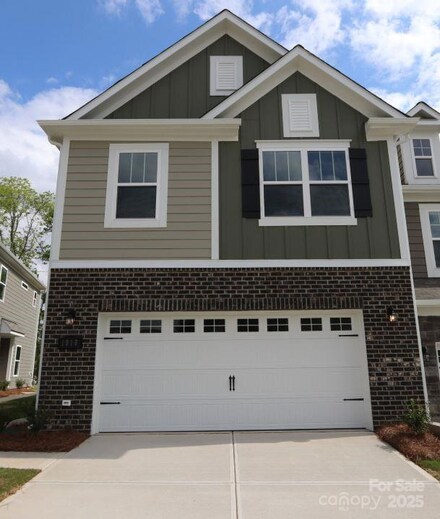 1916 Highland Park Dr, Charlotte, NC 28269
