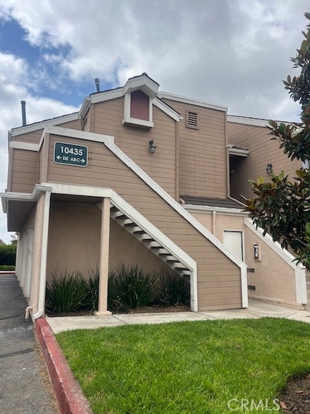 10435 W Briar Oaks Dr Unit A, Stanton, CA 90680