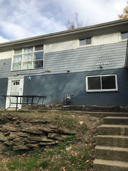2090 Harkness St, Cincinnati, OH 45225