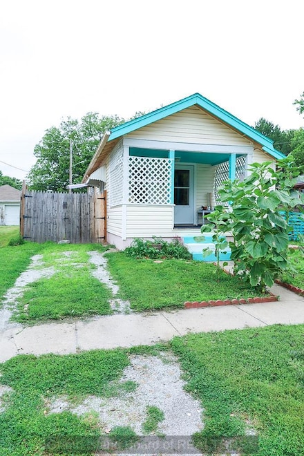 826 S Kimball St, Grand Island, NE 68801