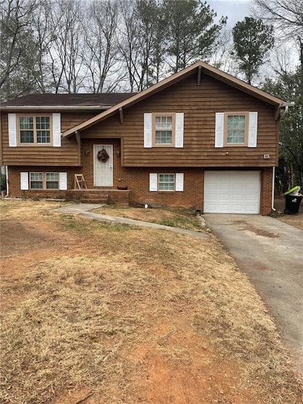 10143 Settlers Grove Rd NE, Covington, GA 30014