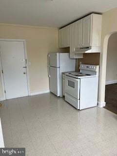 405 A W Broad St, Gibbstown, NJ 08027