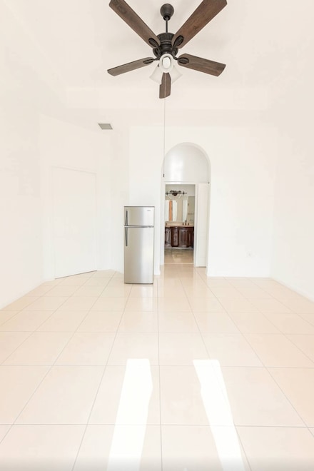 3716 NE 22nd Place Unit Efficiency, Homestead, FL 33033