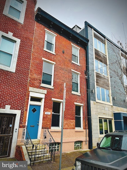 911 S 16th St, Philadelphia, PA 19146