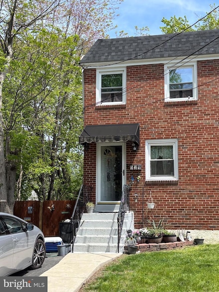 539 Pershing Ave, Darby, PA 19023