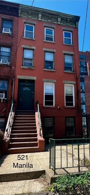 521 Manila Ave, Jersey City, NJ 07302